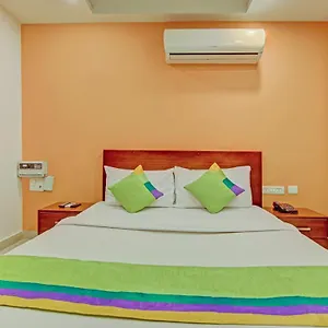 treebo-trend-dr-regency.top-gurgaonhotels.com/