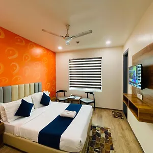 Hotel 7 Star Paschim Vihar Couple Friendly, Delhi (National Capital Territory of India)