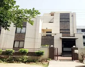 pacific-inn-gurgaon-sec-41.top-gurgaonhotels.com/